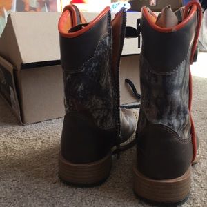 shoes toddler boys boots size 7 poshmark toddler boys boots size 7